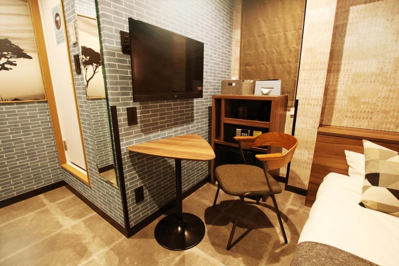 อันเดอร์ เรลเวย์ โฮเต็ล อากิฮาบาระ Hotel โตเกียว ภายนอก รูปภาพ