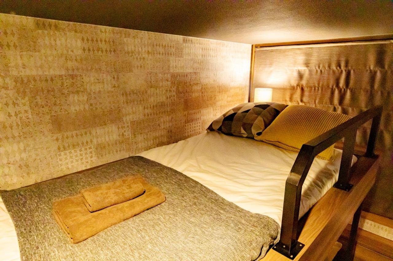 อันเดอร์ เรลเวย์ โฮเต็ล อากิฮาบาระ Hotel โตเกียว ภายนอก รูปภาพ